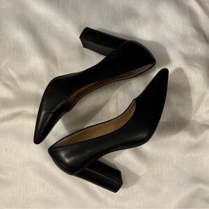 Beautiful black Antonio Melanie heels size 8